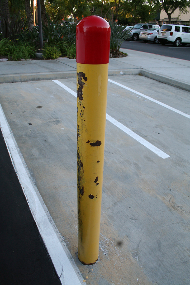 SOFTtopplasticbollardcapredsinlgebollard